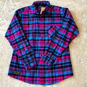 New with tags Vermont flannel long sleeve shirt with front pocket